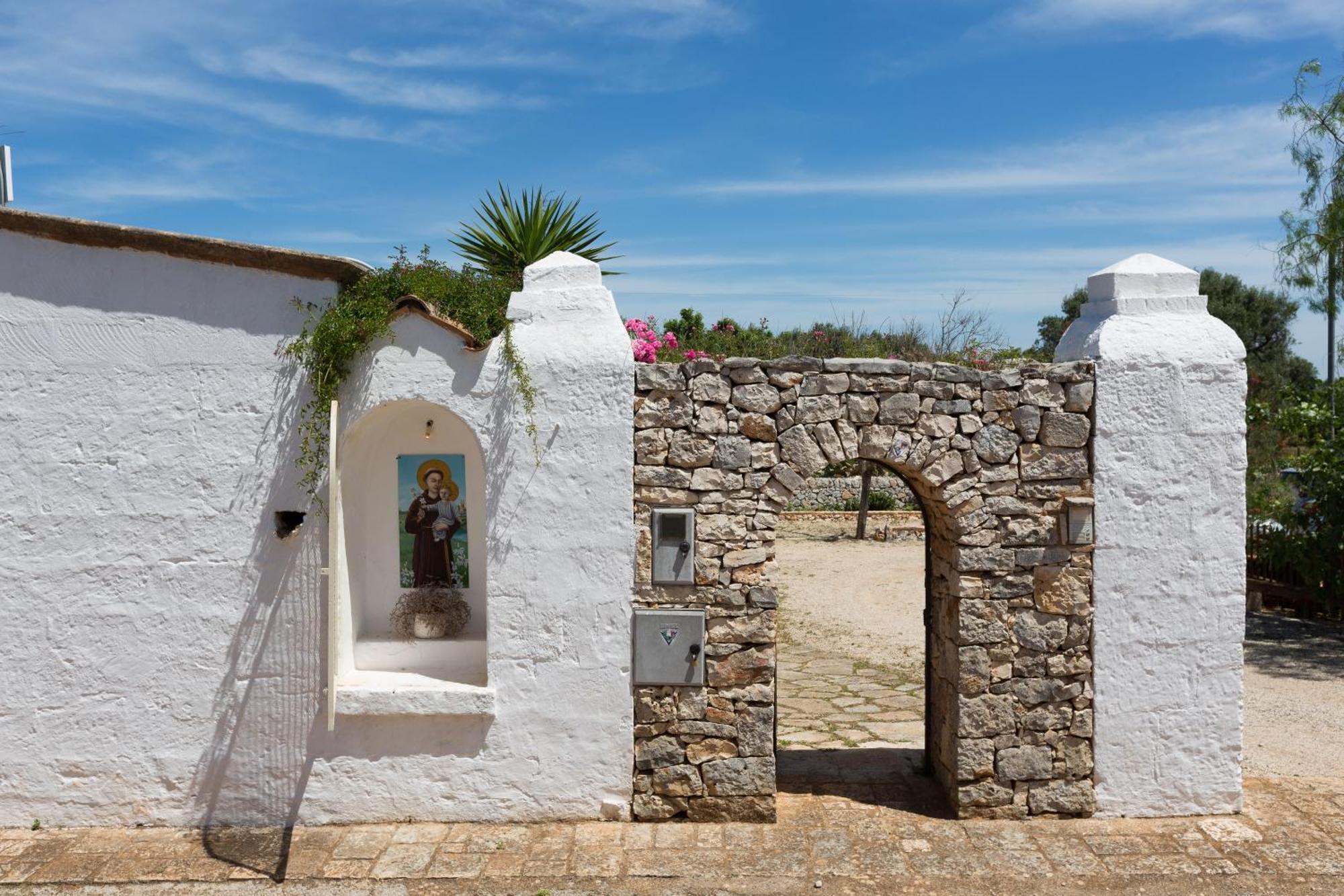 La Corte Della Masseria 산비토데이노르만니 외부 사진